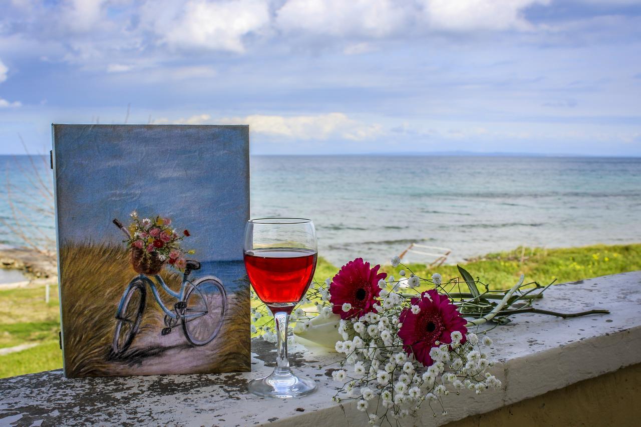 Pelagion II Sea Coral - Beachfront Holiday Home Kypseli Esterno foto
